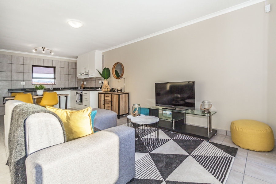 3 Bedroom Property for Sale in Stellendale Western Cape